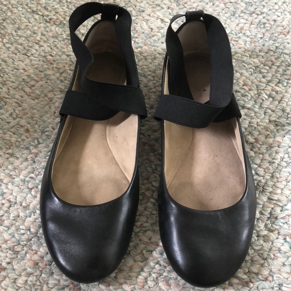 Jessica Simpson ballet flats